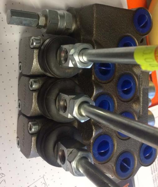 Steuerventil Monoblock 3 fach 3xDW SCHWIMMSTELLUNG