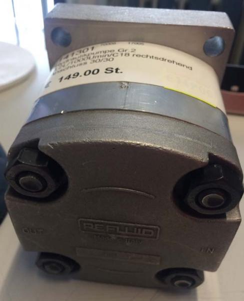 Hydraulikpumpe GR 2 rechtsdrehend 8,2 l 18ccm konisch